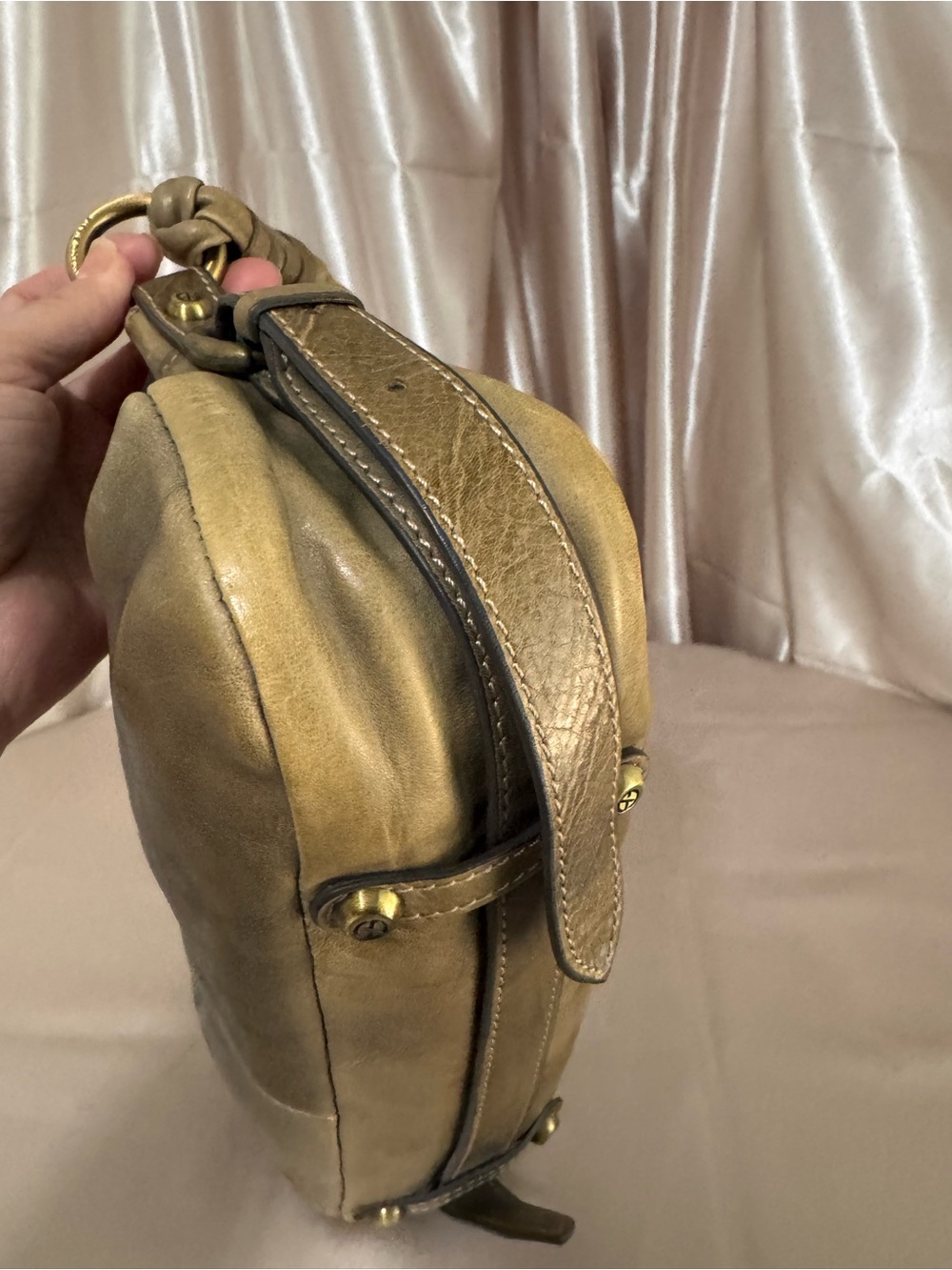 Francesco Biasia Tan Leather Shoulder Bag with Braided Handle - Picture 10 of 16